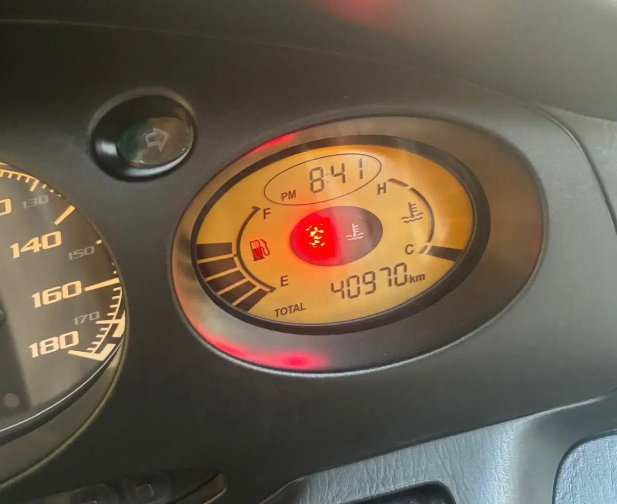 Honda Silver Wing 400 (2006 - 09) (4)