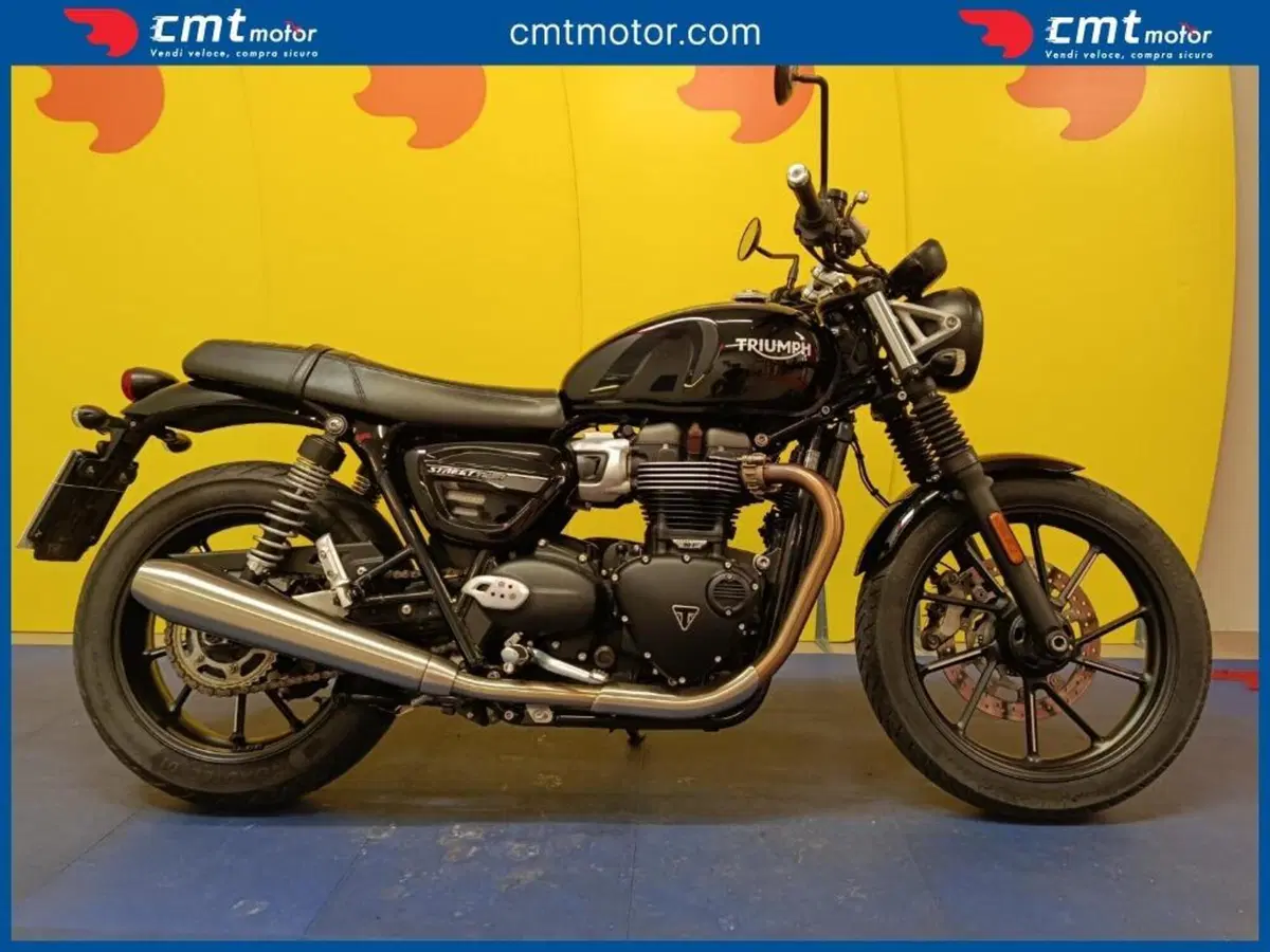 Triumph Street Twin 900 (2021 - 22)