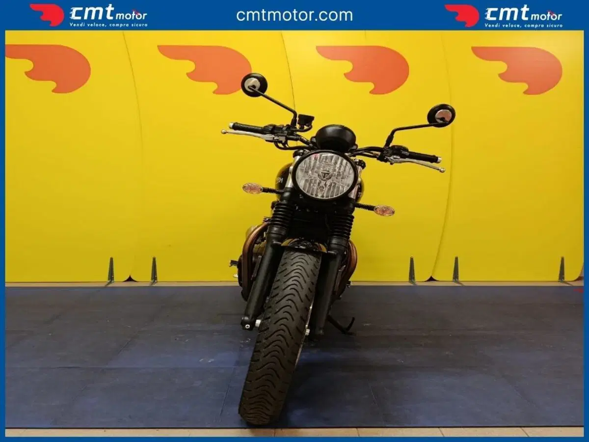 Triumph Street Twin 900 (2021 - 22) (2)