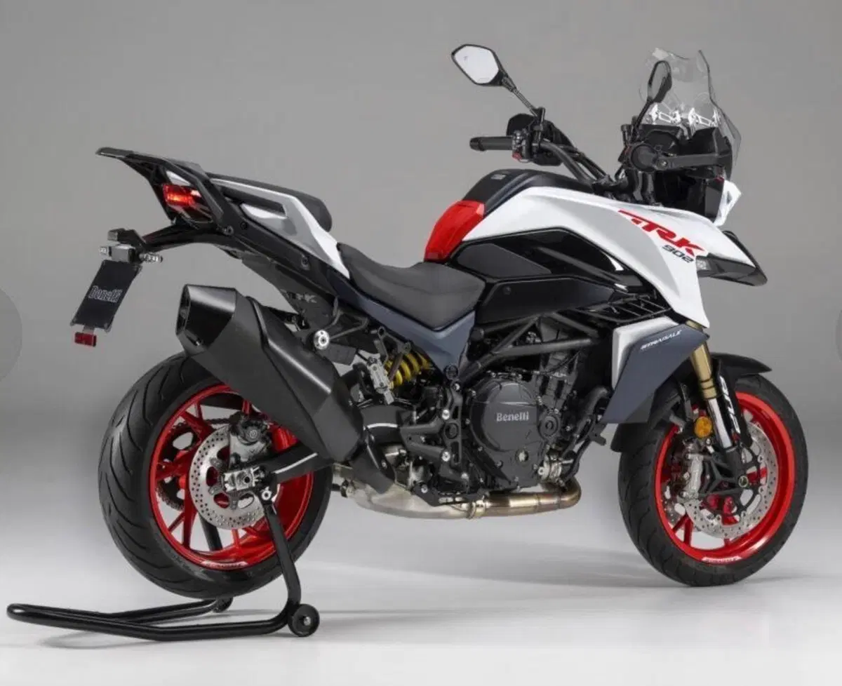 Benelli TRK 902 Xplorer (2026) (3)