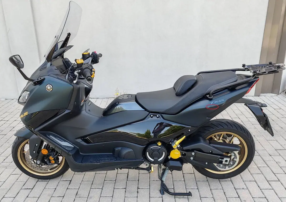 Yamaha T-Max 560 Tech Max (2022 - 24) (3)