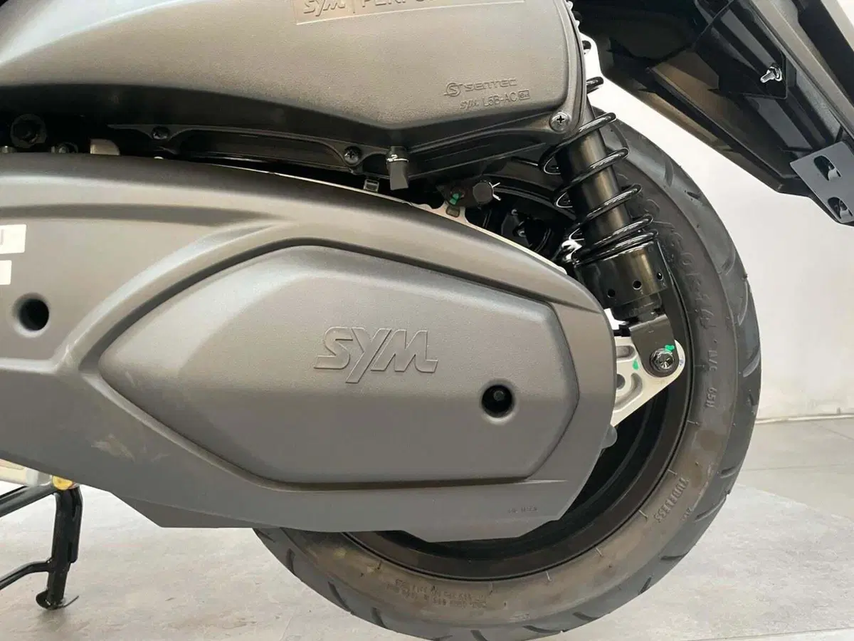Sym CruiSym 400 (2026) (17)