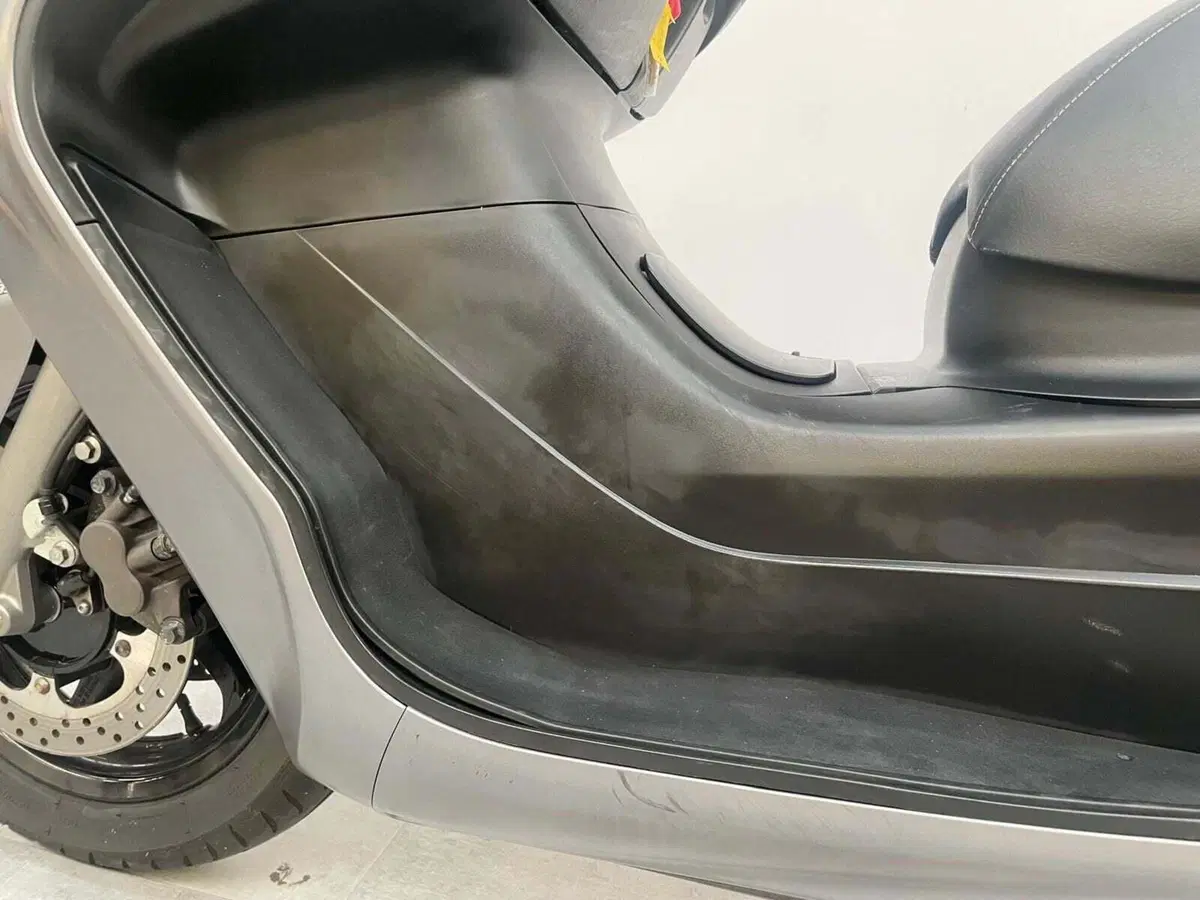 Yamaha Majesty 400 ABS (2011 - 14) (4)