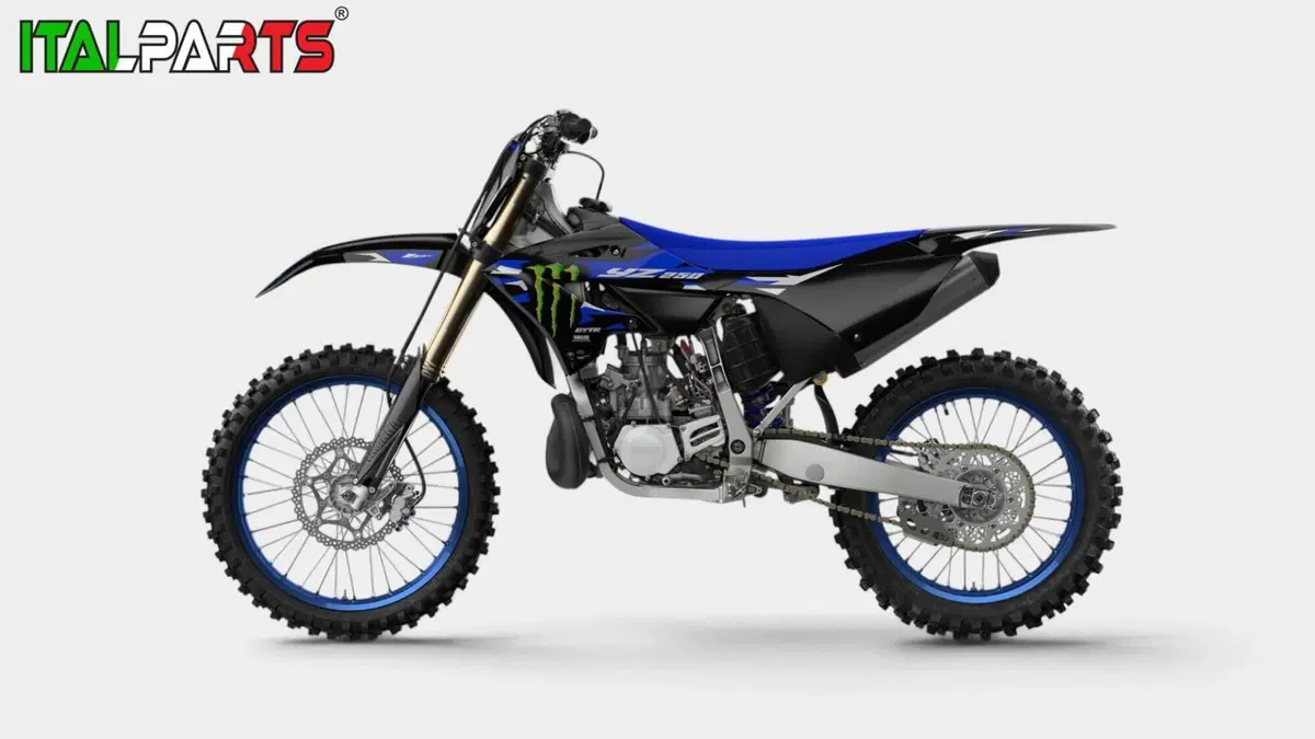 Yamaha YZ 250 Monster Energy Yamaha Racing Edition (2027) (3)