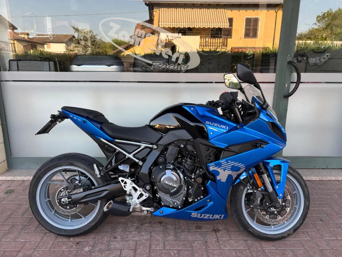 Suzuki GSX-8R (2024 - 26)