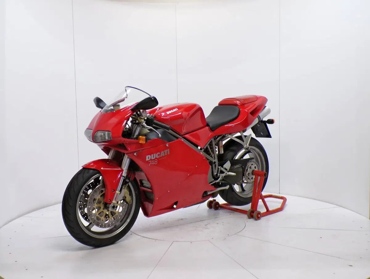 Ducati 748 Biposto (1998 - 03) (3)