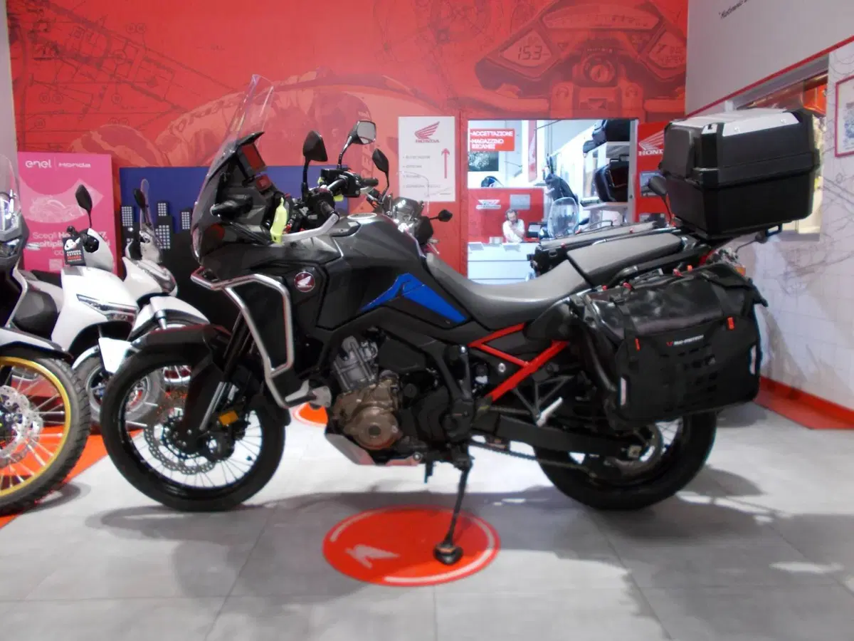 Honda Africa Twin CRF 1100L Urban DCT (2022 - 23) (4)