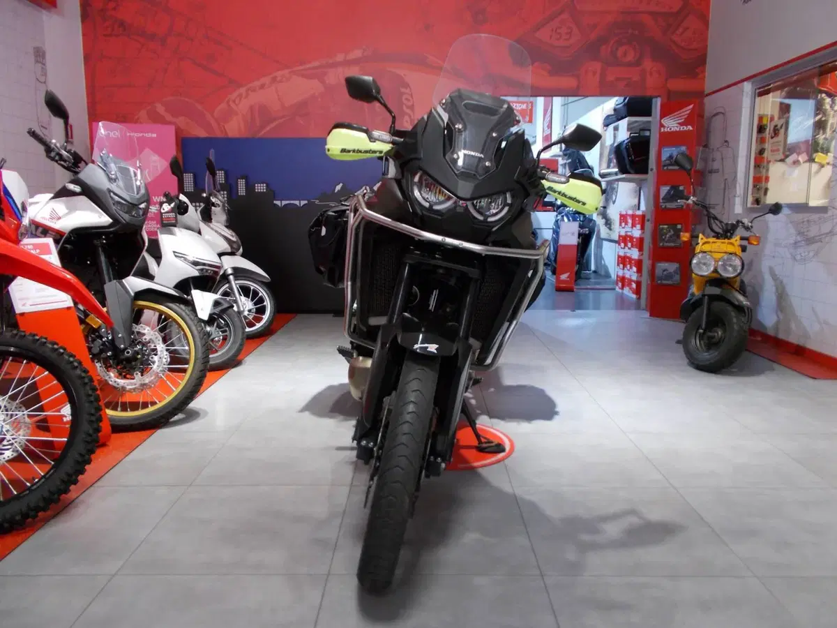 Honda Africa Twin CRF 1100L Urban DCT (2022 - 23) (6)