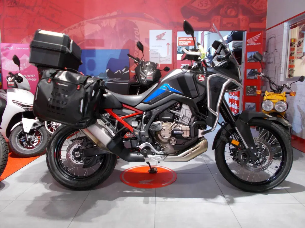 Honda Africa Twin CRF 1100L Urban DCT (2022 - 23) (10)