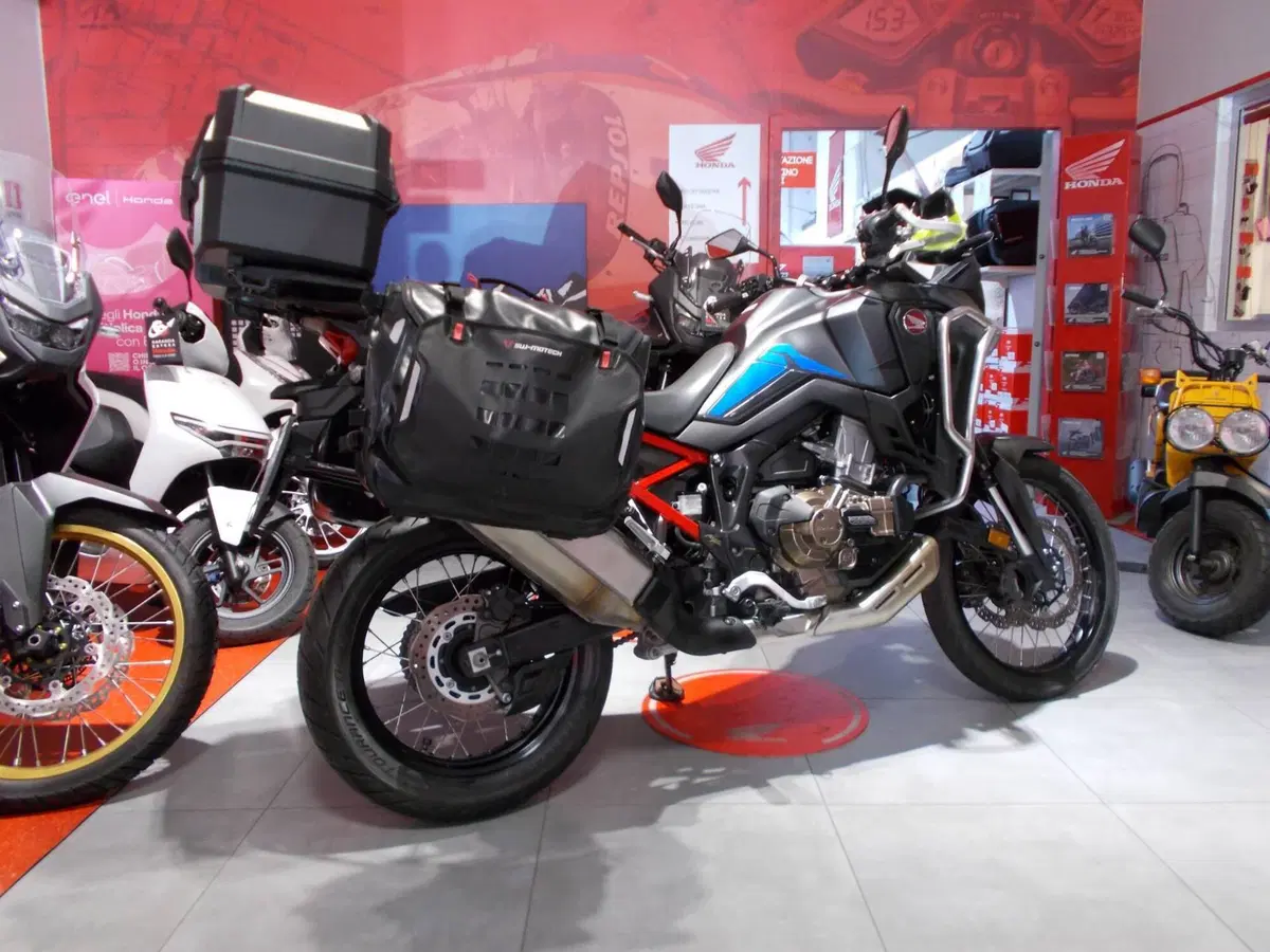 Honda Africa Twin CRF 1100L Urban DCT (2022 - 23) (11)