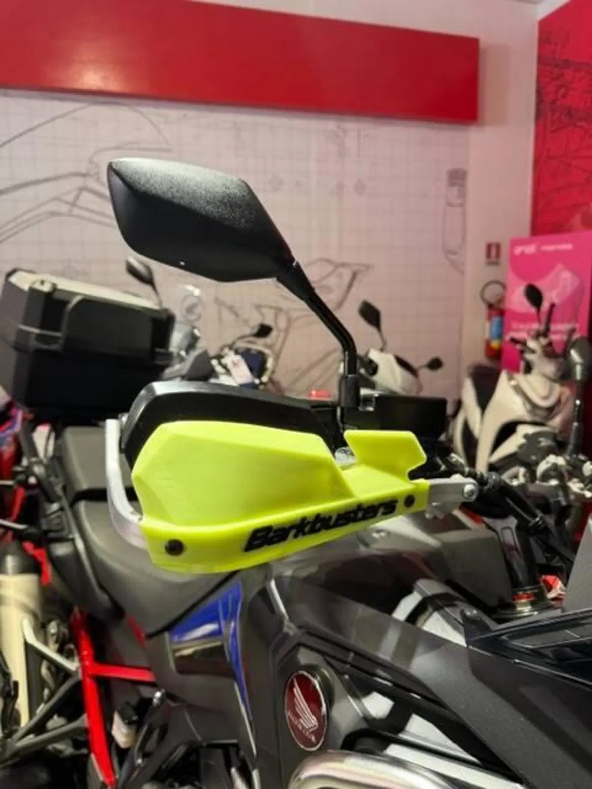 Honda Africa Twin CRF 1100L Urban DCT (2022 - 23) (14)
