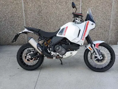 Ducati DesertX (2022 - 25) usata