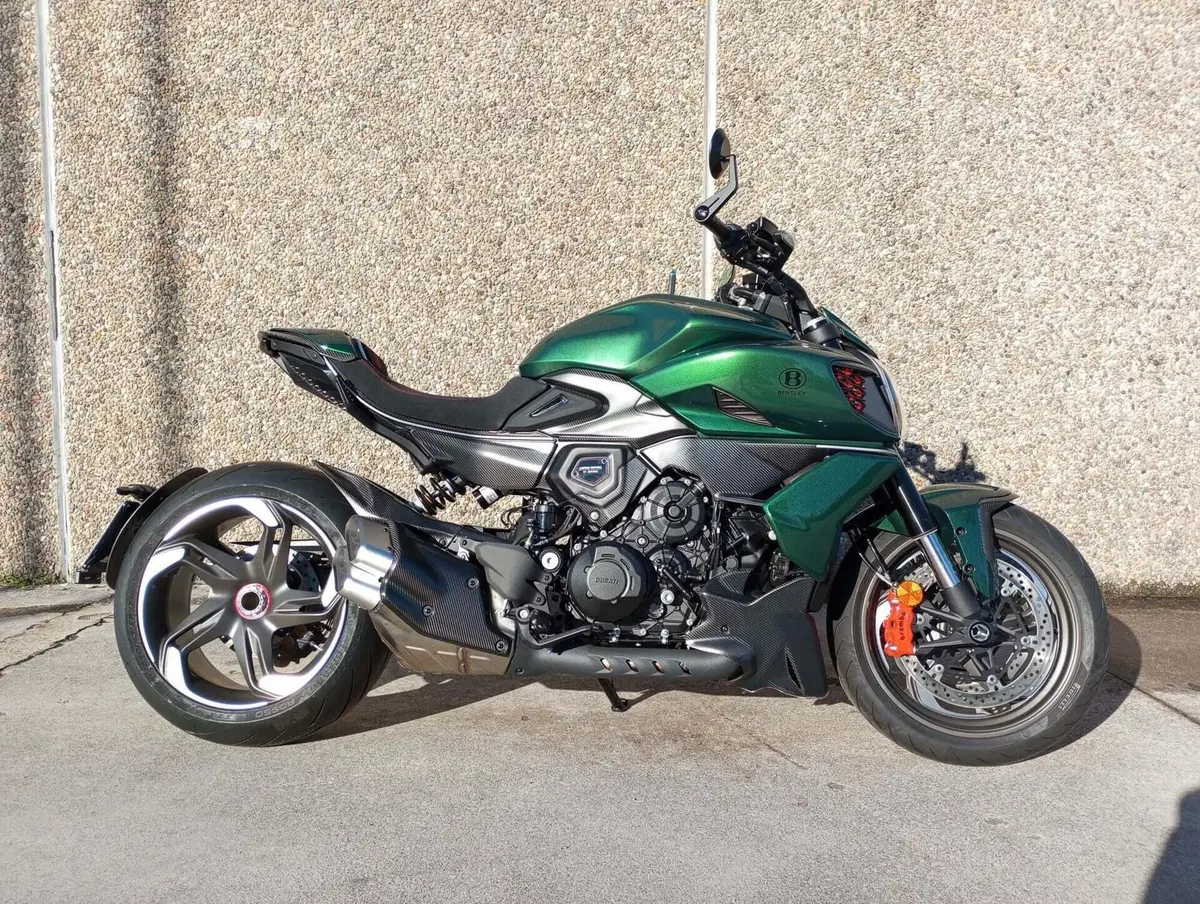 Ducati Diavel for Bentley (2024)