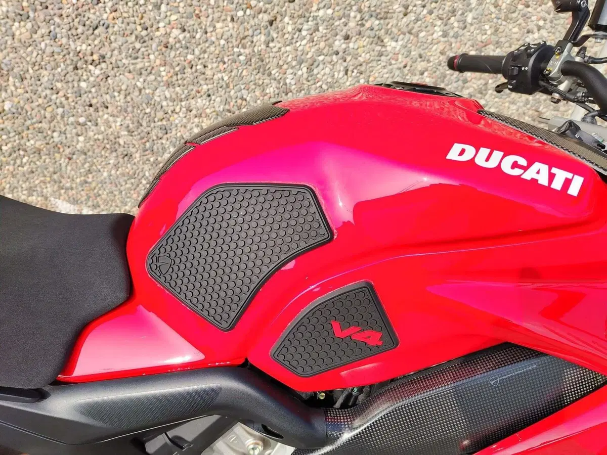 Ducati Streetfighter V4 1100 S (2021 - 22) (15)