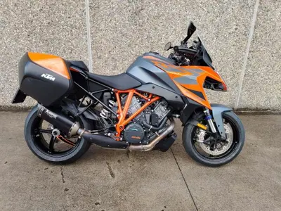 KTM 1290 Super Duke GT (2022 - 25) usata