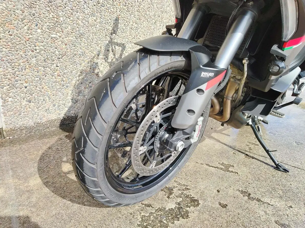 Ducati Multistrada V4 S Grand Tour (2024) (10)