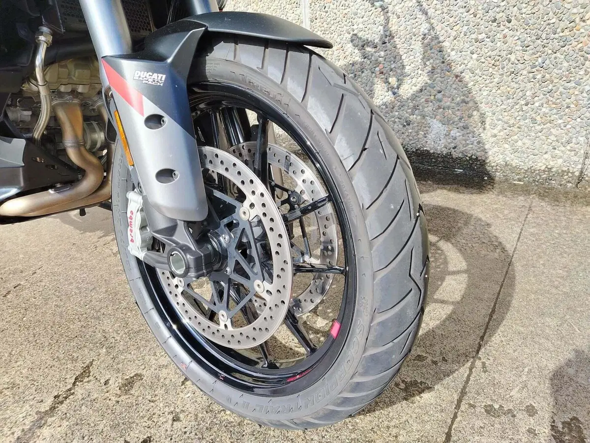 Ducati Multistrada V4 S Grand Tour (2024) (17)