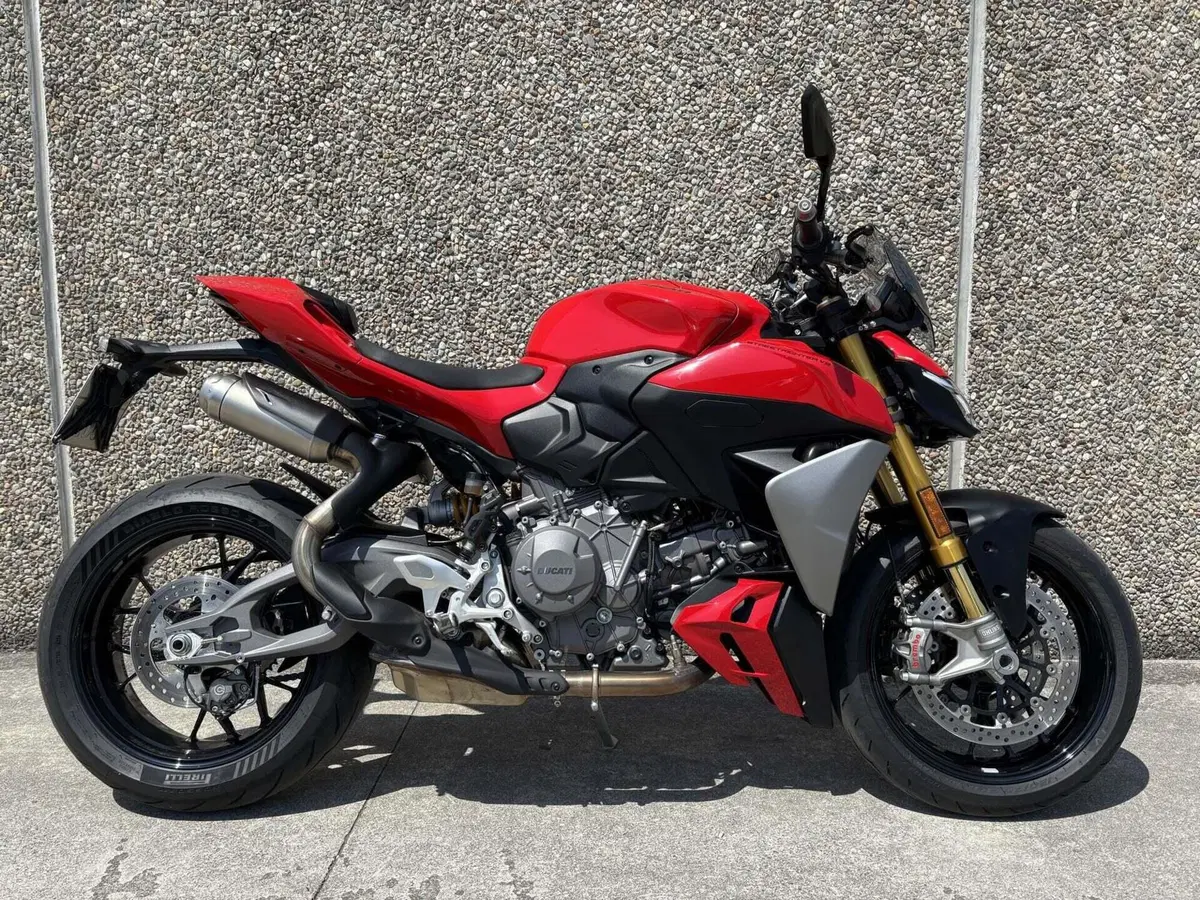 Ducati Streetfighter V2 S (2025 - 26)