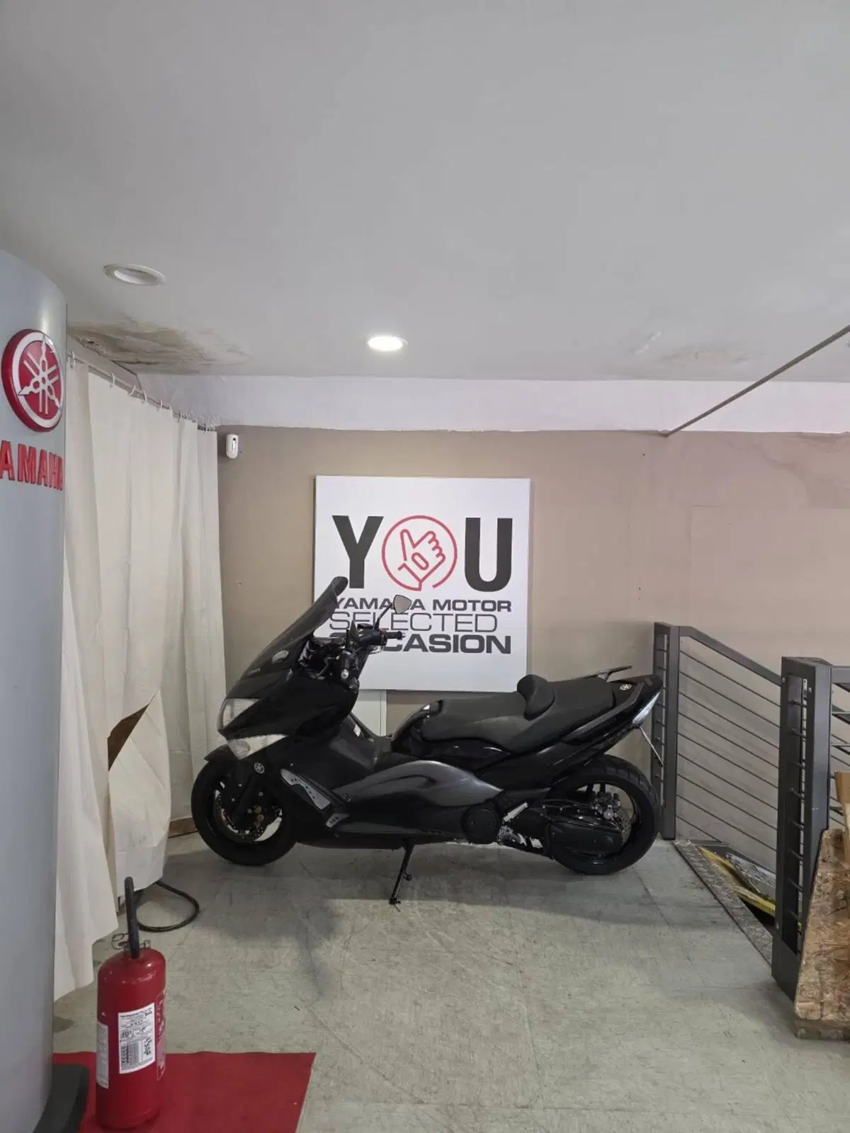 Yamaha T-Max 500 (2008 - 12) (2)