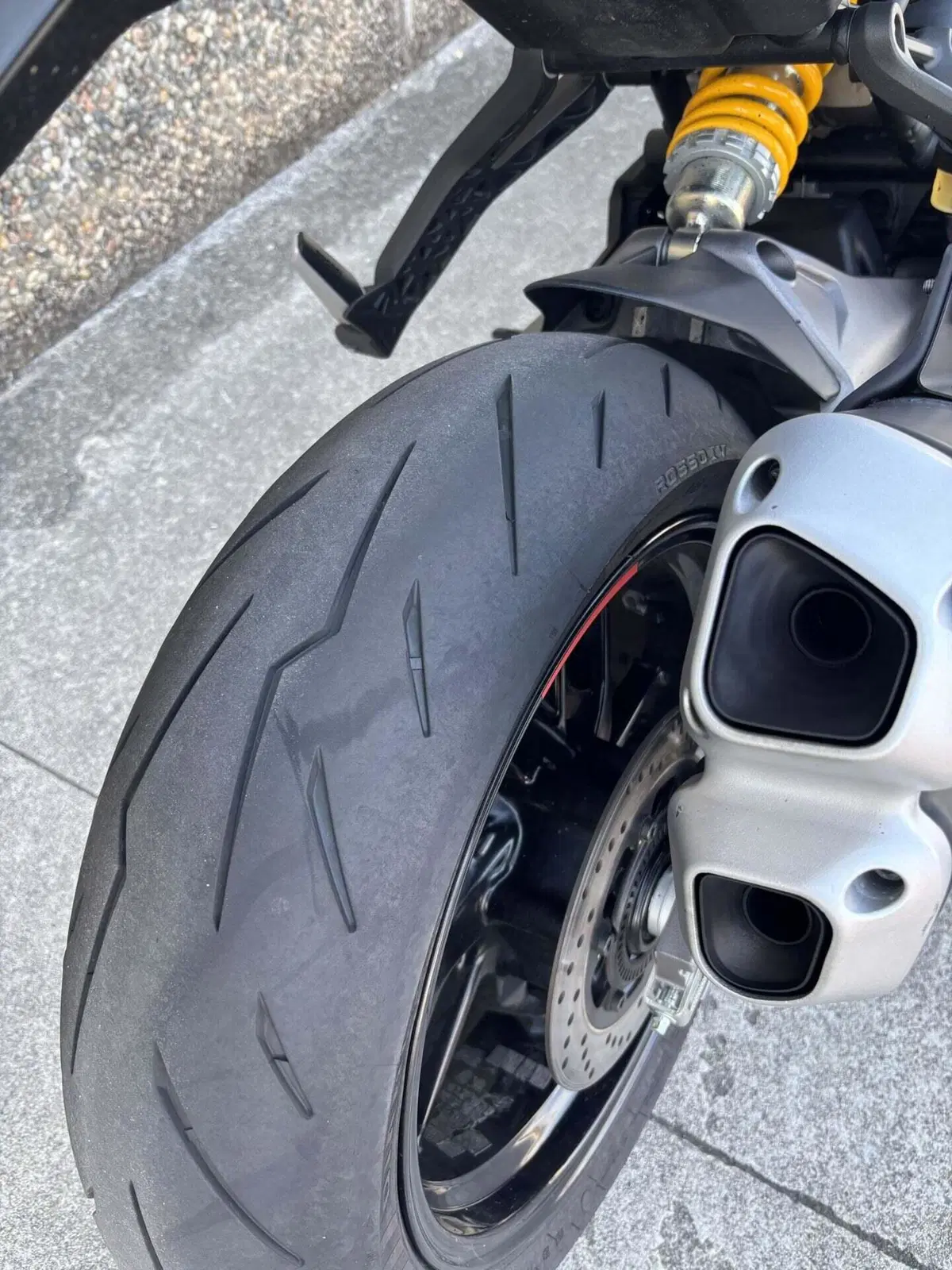 Ducati Monster 821 Stealth (2019 - 20) (6)