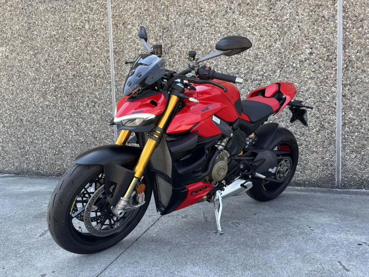 Ducati Streetfighter V4 S (2023 - 24) (3)