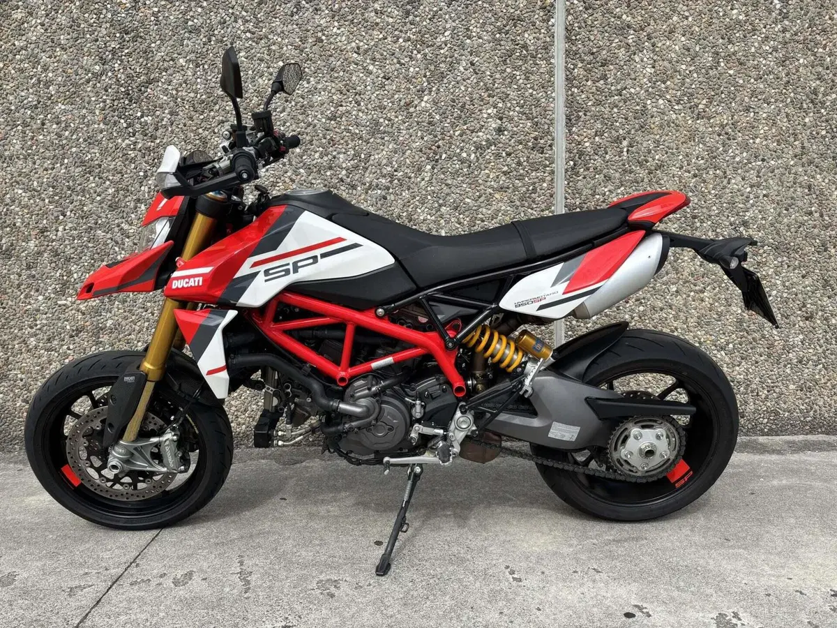 Ducati Hypermotard 950 SP (2022 - 25) (2)