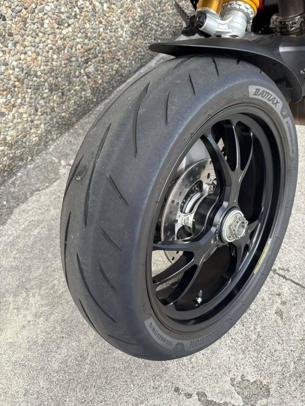 Ducati Hypermotard 950 SP (2022 - 25) (6)