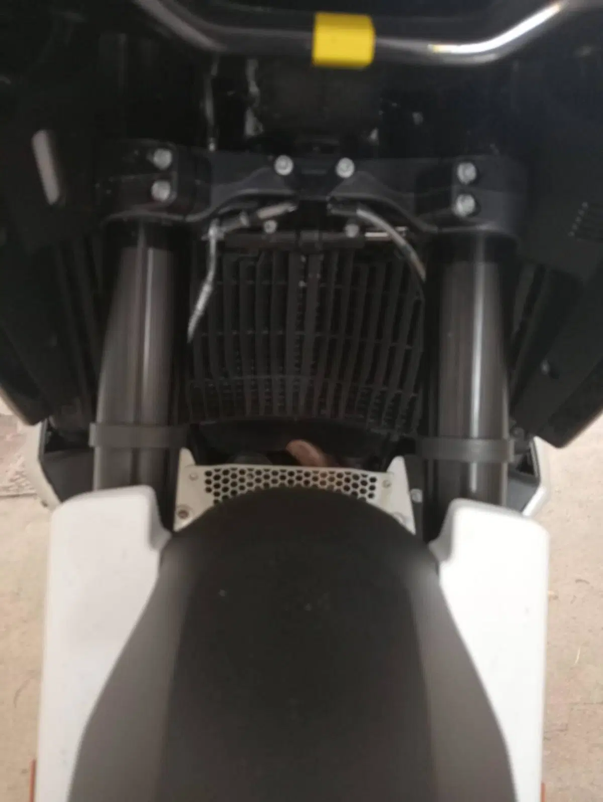 Husqvarna Norden 901 (2022 - 26) (2)