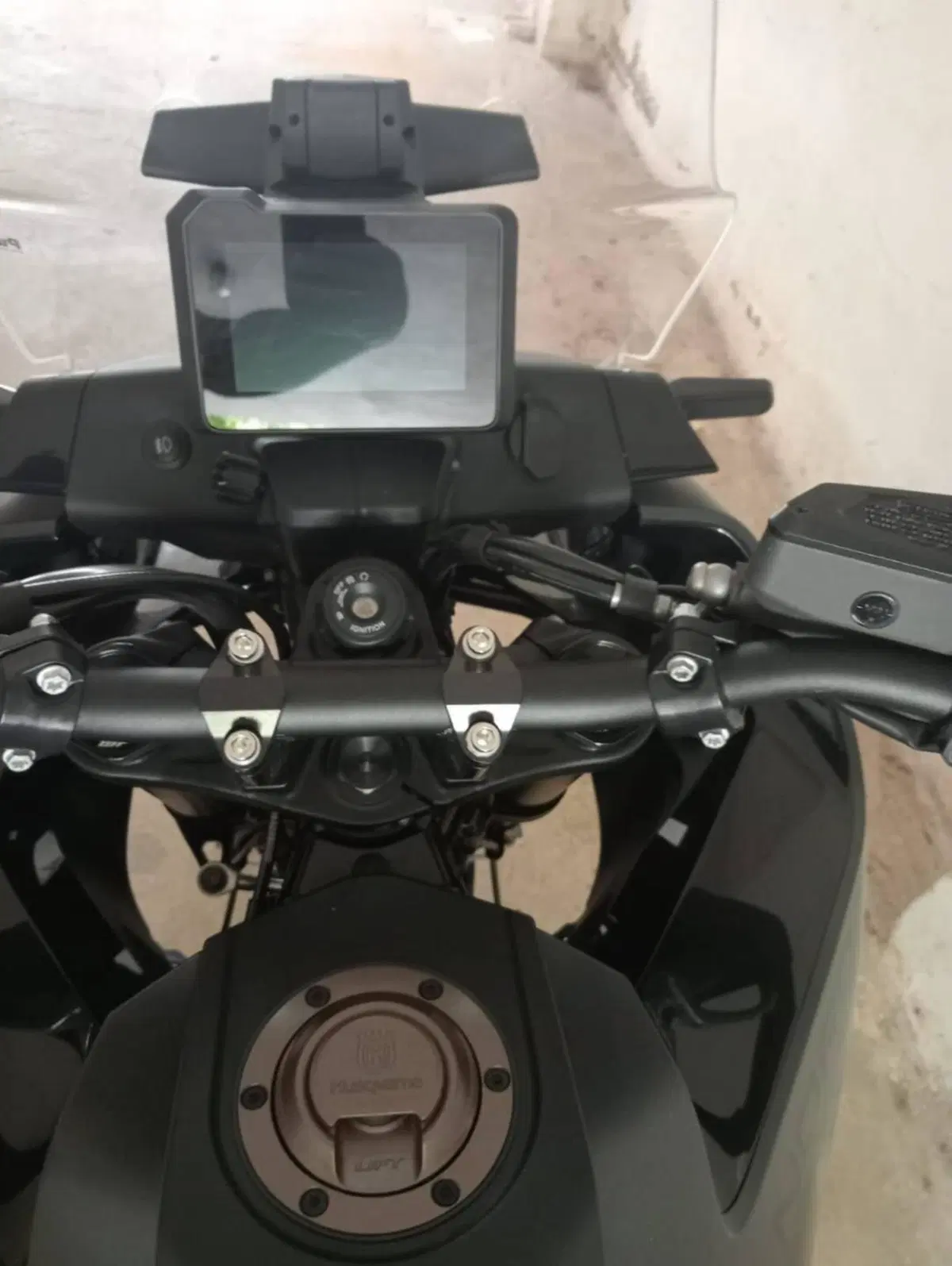 Husqvarna Norden 901 (2022 - 26) (6)