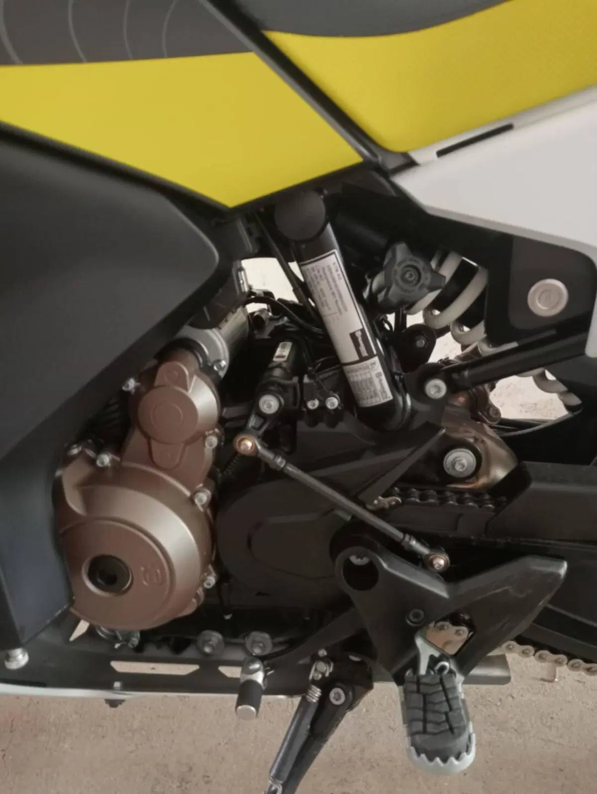 Husqvarna Norden 901 (2022 - 26) (13)