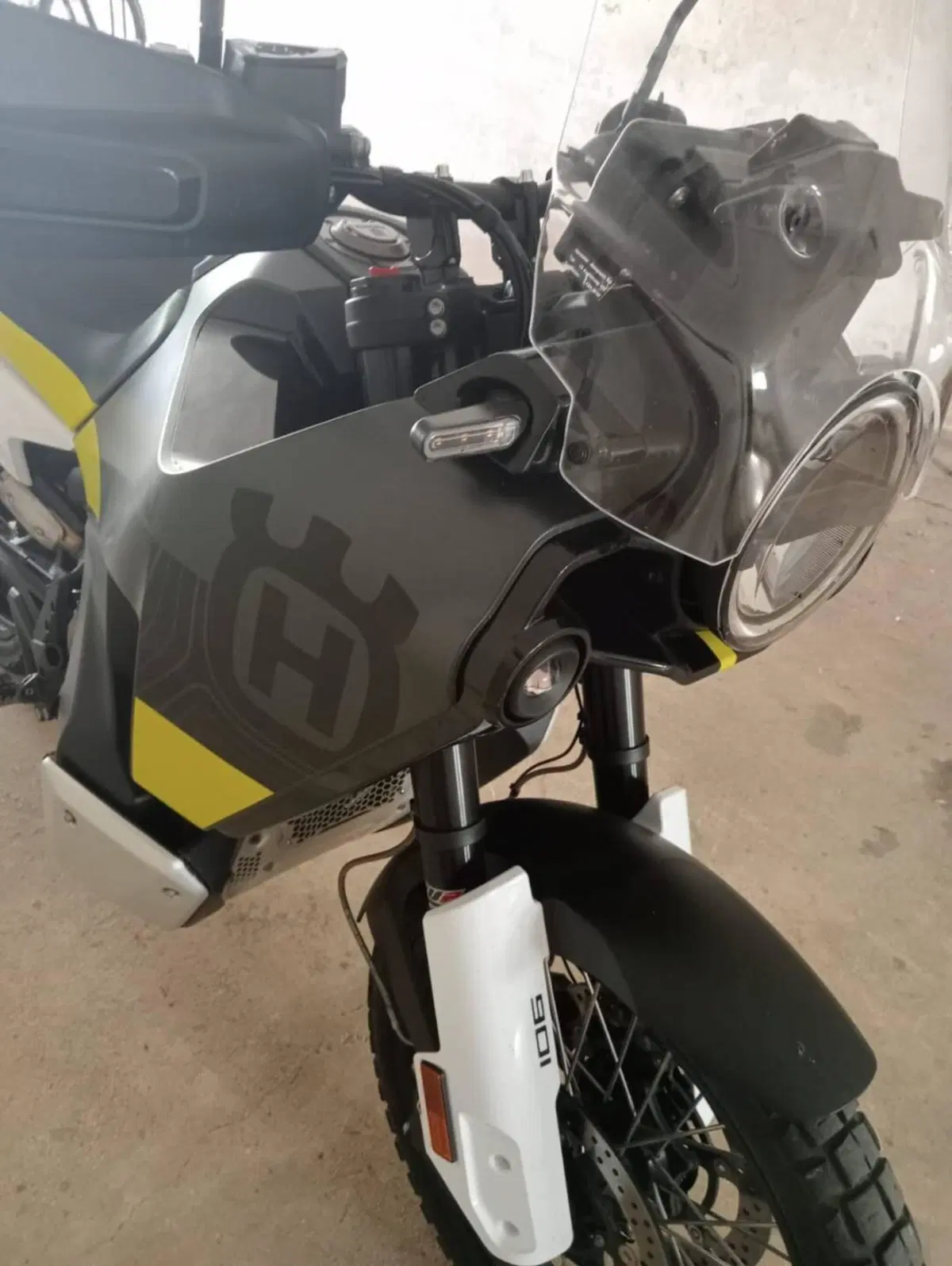 Husqvarna Norden 901 (2022 - 26) (16)