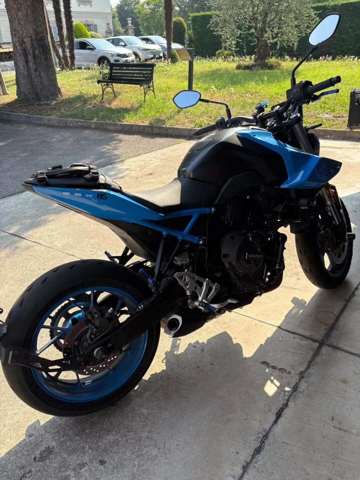 Suzuki GSX-8S (2023 - 24) (4)