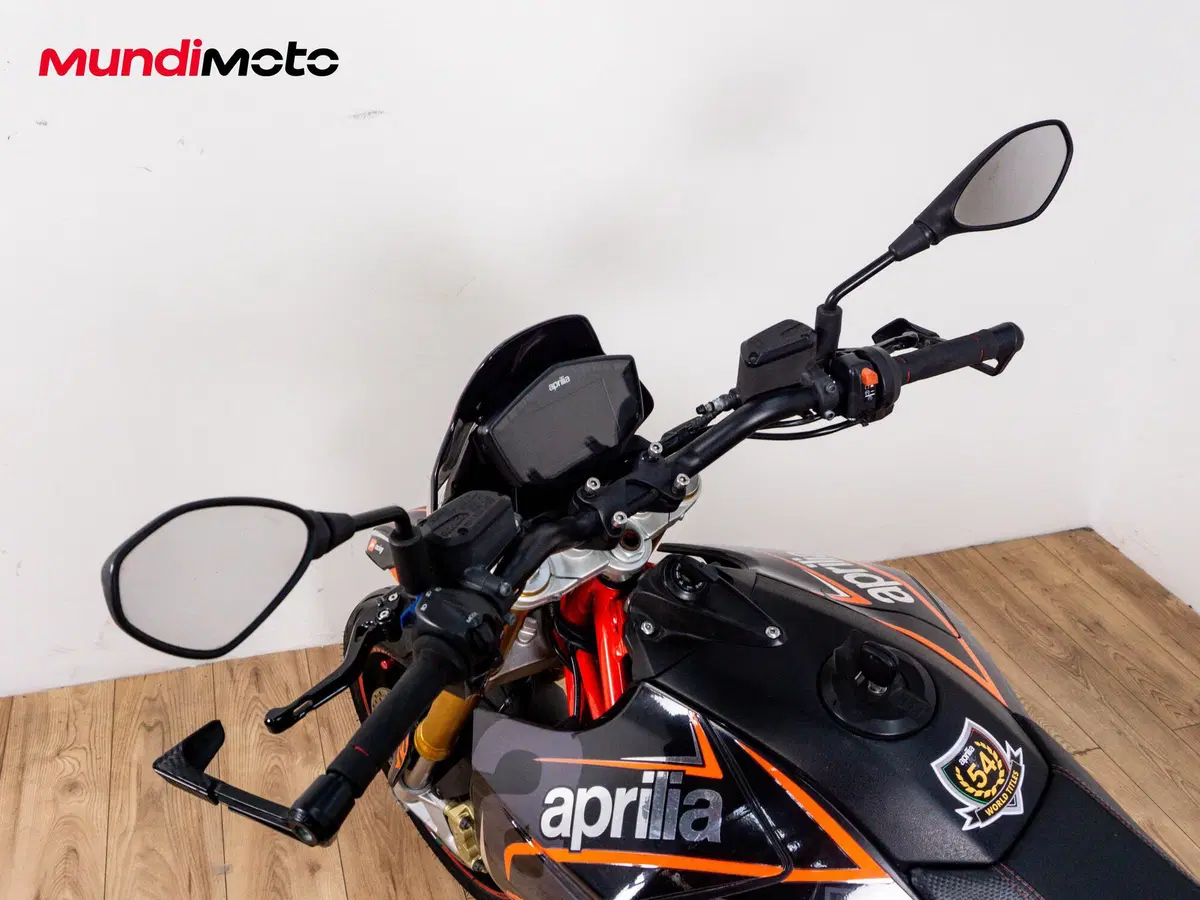 Aprilia Dorsoduro 900 (2017 - 20) (11)