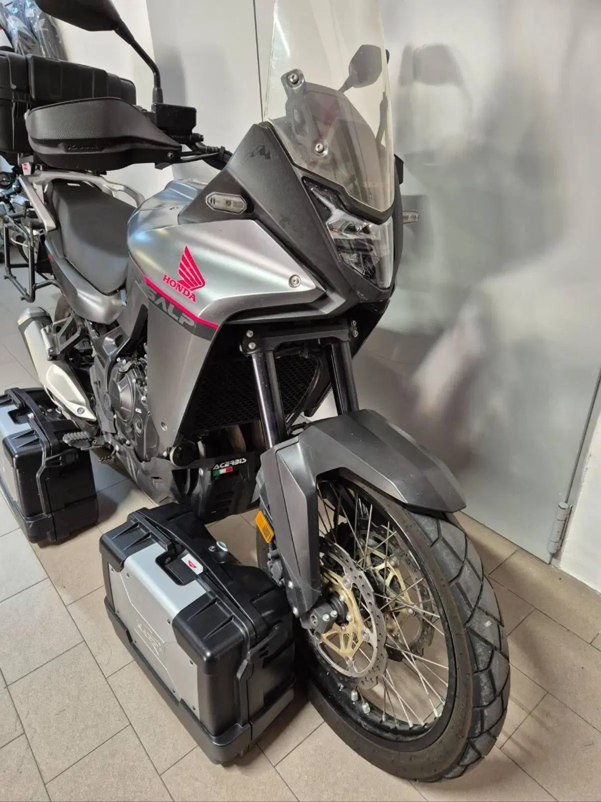 Honda Transalp XL750 (2023 - 24) (4)