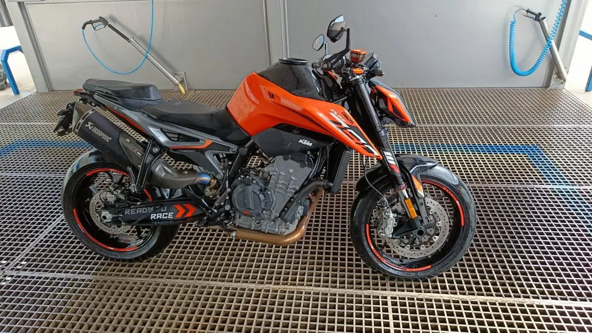 KTM 790 Duke L (2023 - 24) (2)