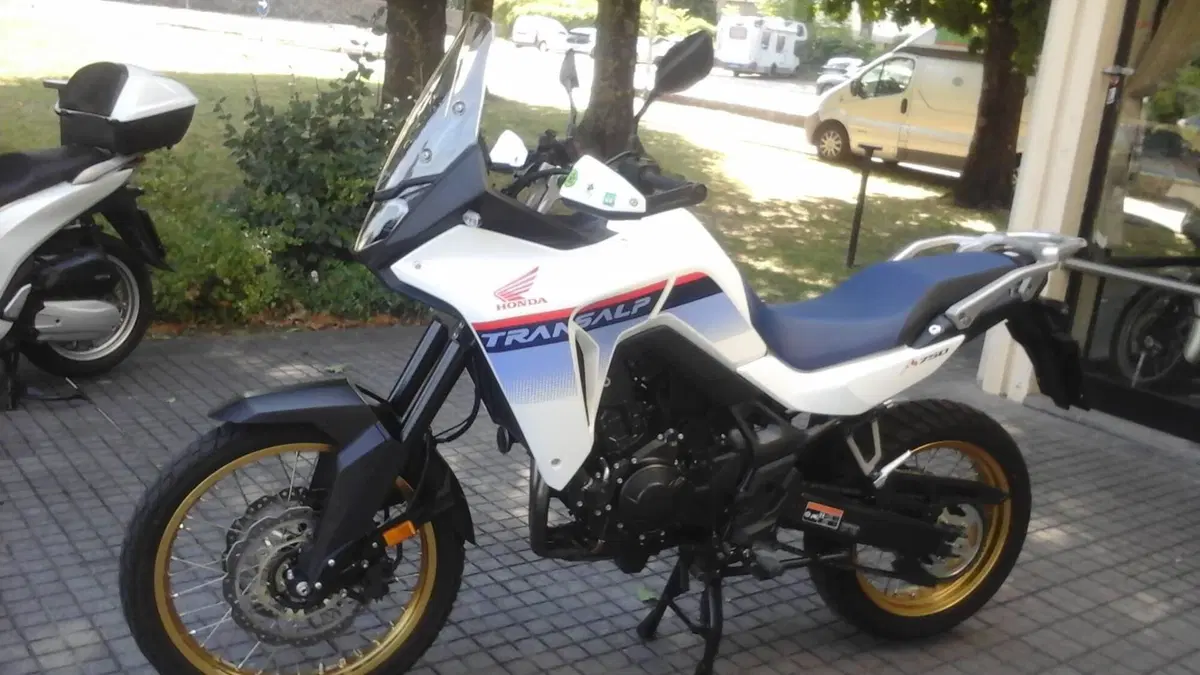 Honda Transalp XL750 (2023 - 24) (2)
