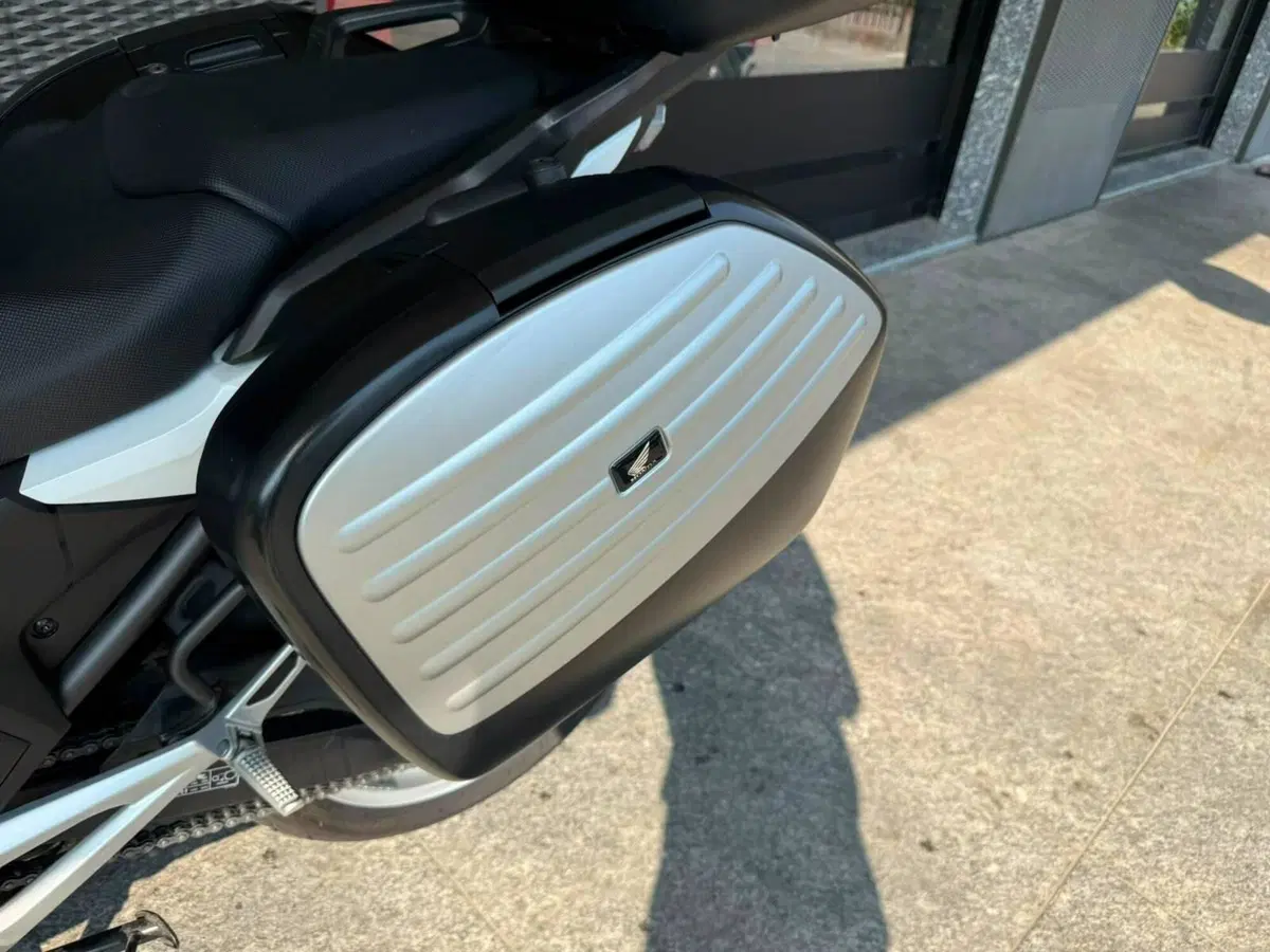 Honda NC 750 X DCT ABS Travel Edition (2016 -17) (2)