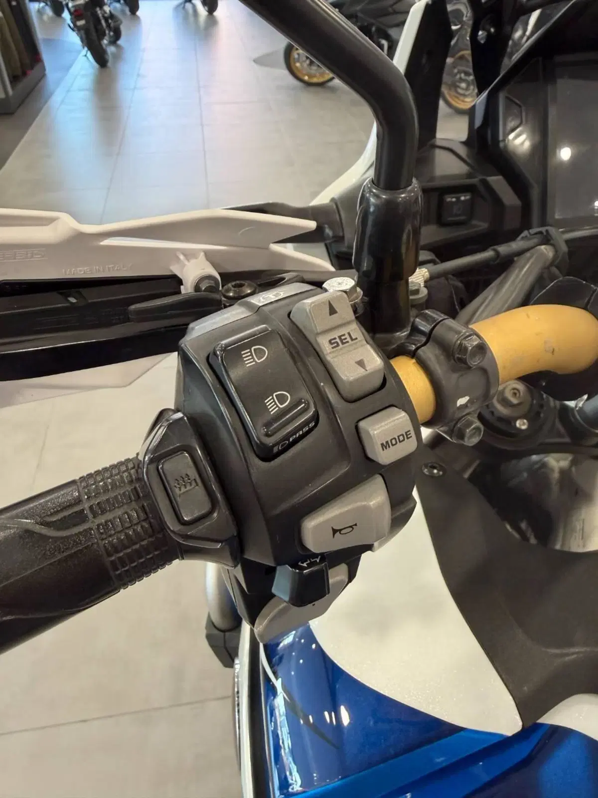 Honda Africa Twin CRF 1000L Adventure Sports DCT (2018 - 19) (10)
