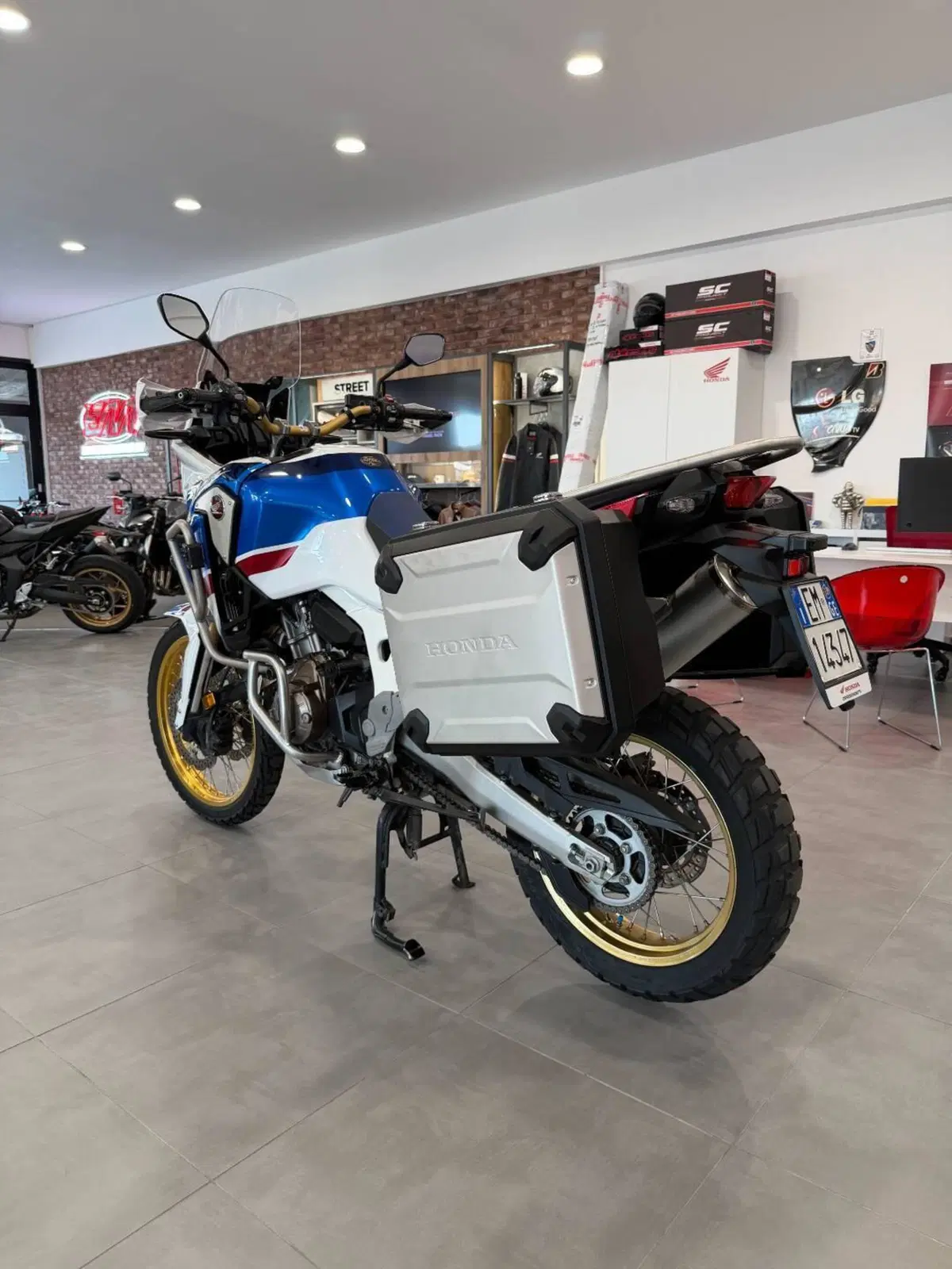 Honda Africa Twin CRF 1000L Adventure Sports DCT (2018 - 19) (4)