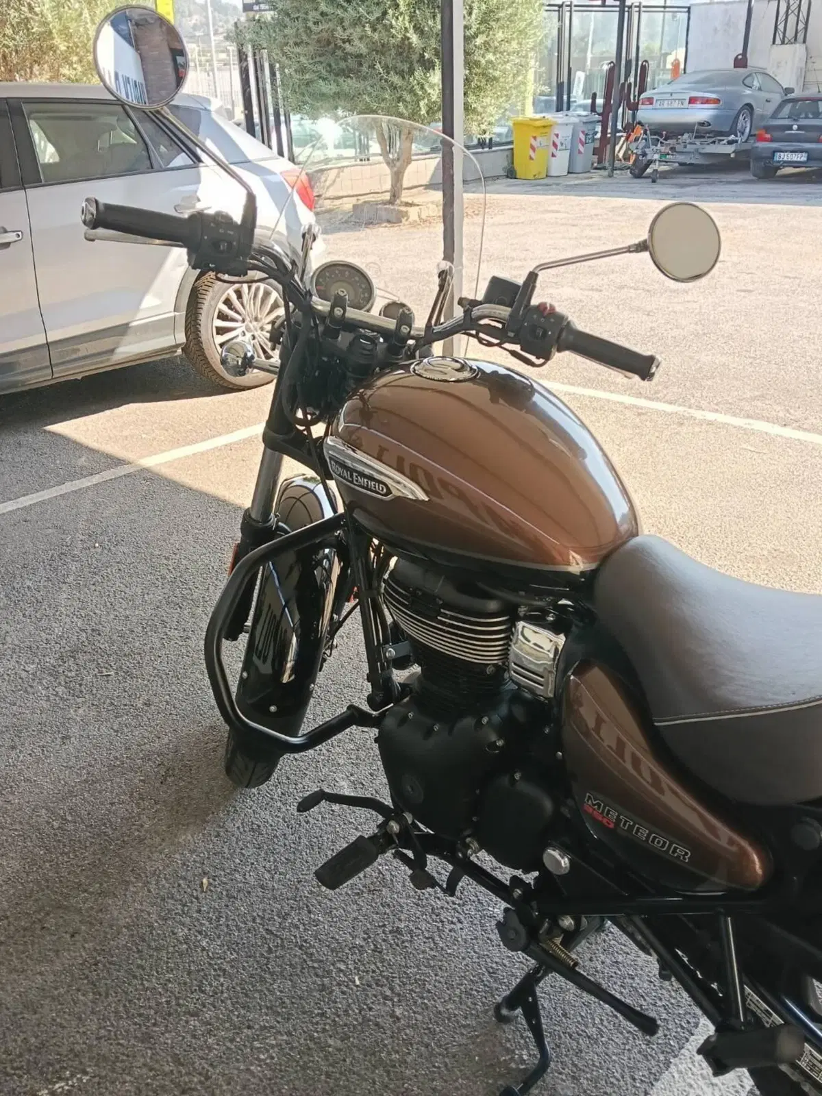 Royal Enfield Meteor 350 (2021 - 26) (3)