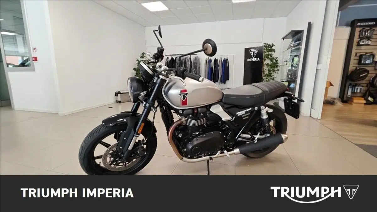 Triumph Speed Twin 900 (2025 - 26) (2)