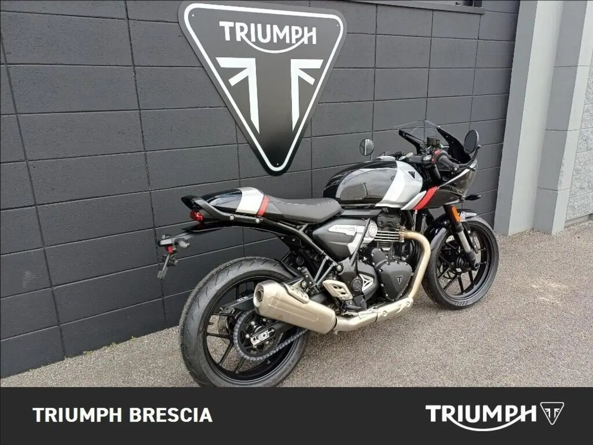 Triumph Thruxton 400 (2026) (3)