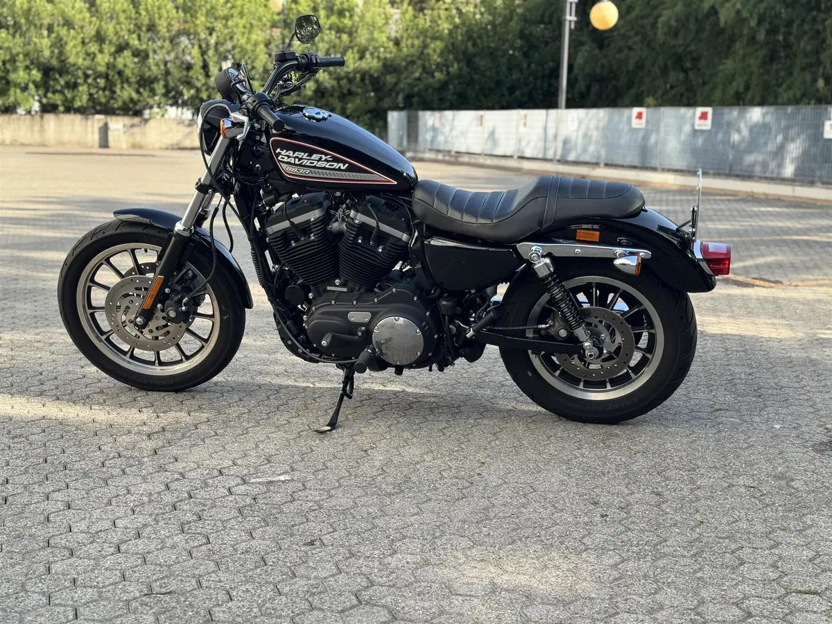 Harley-Davidson 883 R (2008 - 16) - XL 883R