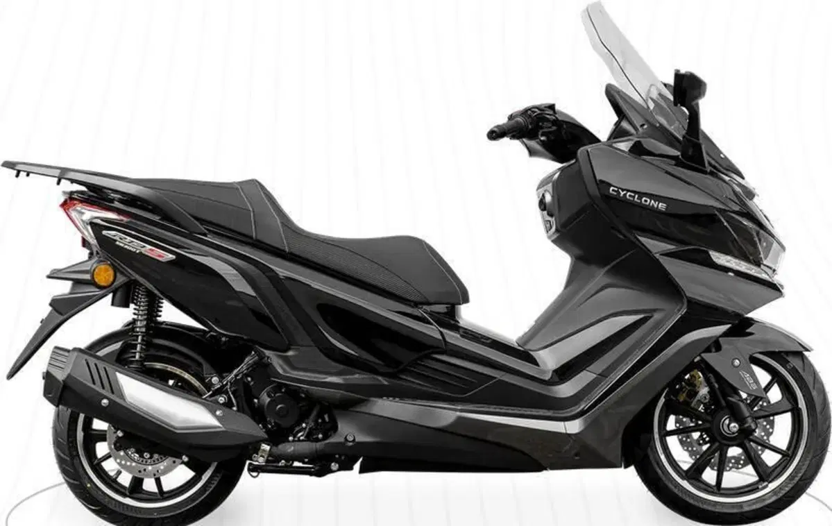 Cyclone RT3S (2025 - 26) (9)