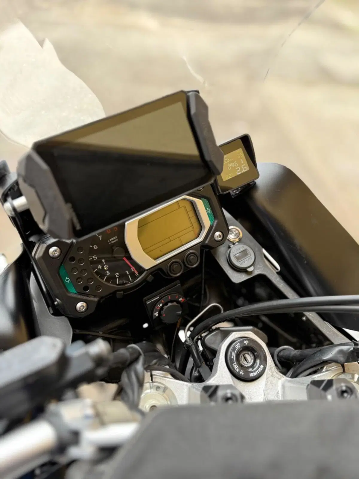 Yamaha XT1200Z Super Ténéré ABS (2010 - 15) (5)