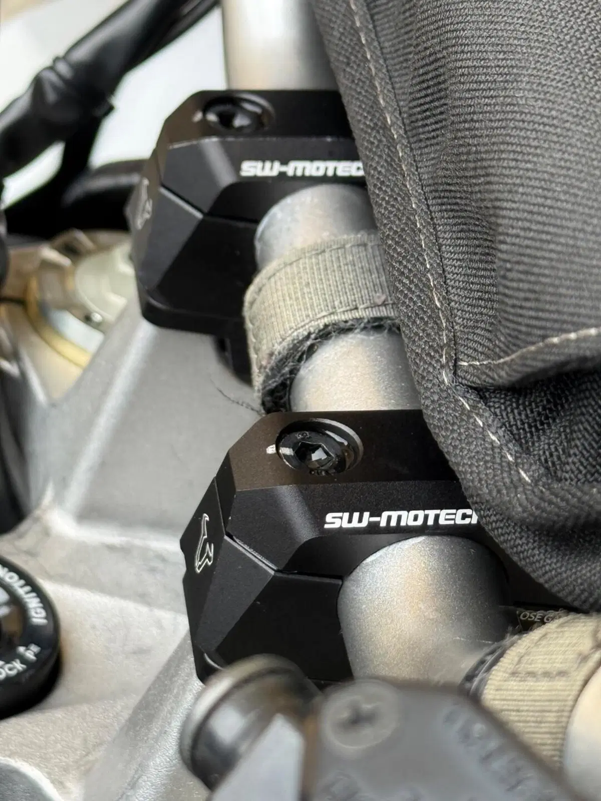 Yamaha XT1200Z Super Ténéré ABS (2010 - 15) (6)