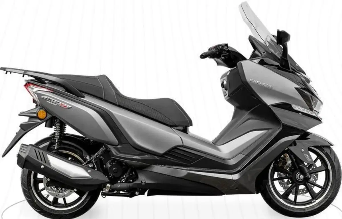 Cyclone RT3S (2025 - 26) (9)