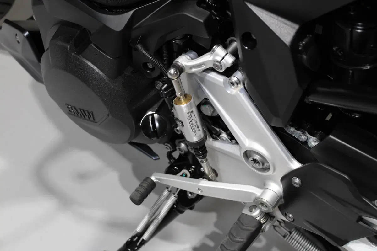 Bmw F 900 XR (2025 - 27) (8)