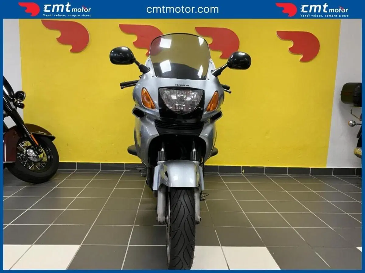 Honda Deauville 650 (2002 - 05) (2)