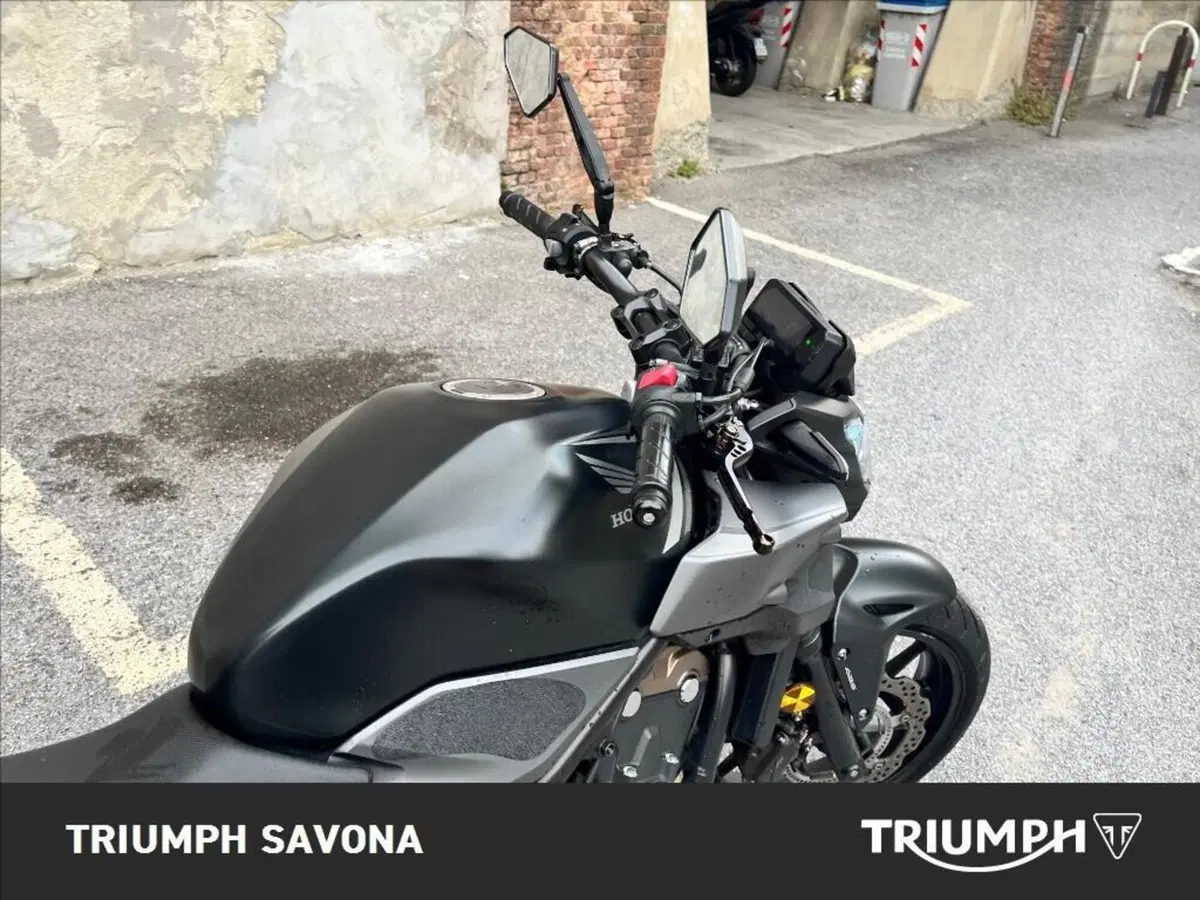 Honda CB 500 F (2021) (14)